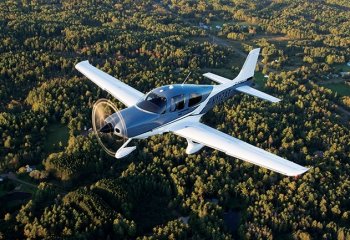 SKYscapesÂ® General Aviation (GA) Basecoat â High Gloss Finish Delivers Maximum Appearance and Productivity