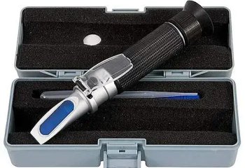 PCE Instruments Handheld Refractometer PCE-0100