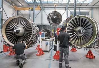 SR Technics CFM56-7B Service